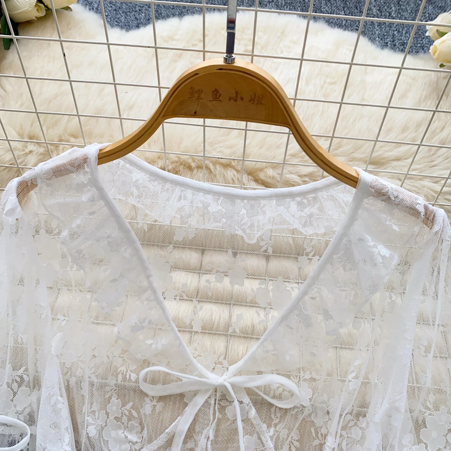 Summer Full Sleeve Sweet Lace Blouses Women Lantern Sleeve Solid Lace Shirts Ladies Sweet Tops Clothes Women Wholesale
