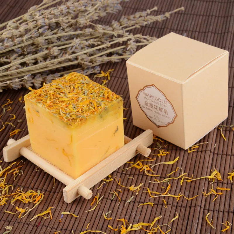 Handmade Natural Dry Flower Essential Oil Soap